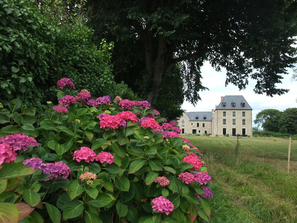 Manoir de Kergrec'h Hotel Plougrescant Buitenkant foto