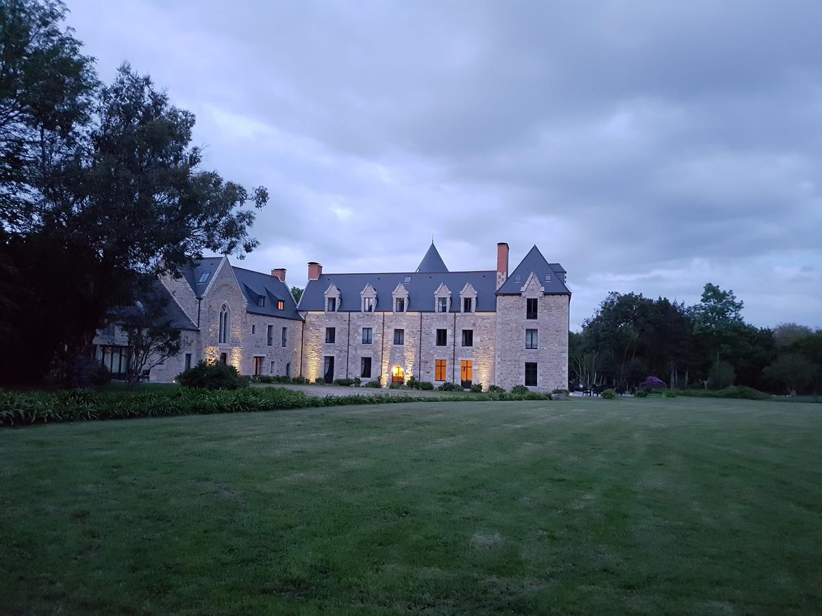 Manoir de Kergrec'h Hotel Plougrescant Buitenkant foto